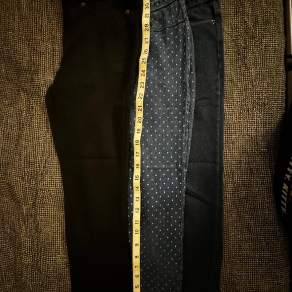 Hue Leggings in Black, Navy, Blue Dots, Olive Green and Black Corduroy, Size M. - Picture 9 of 16